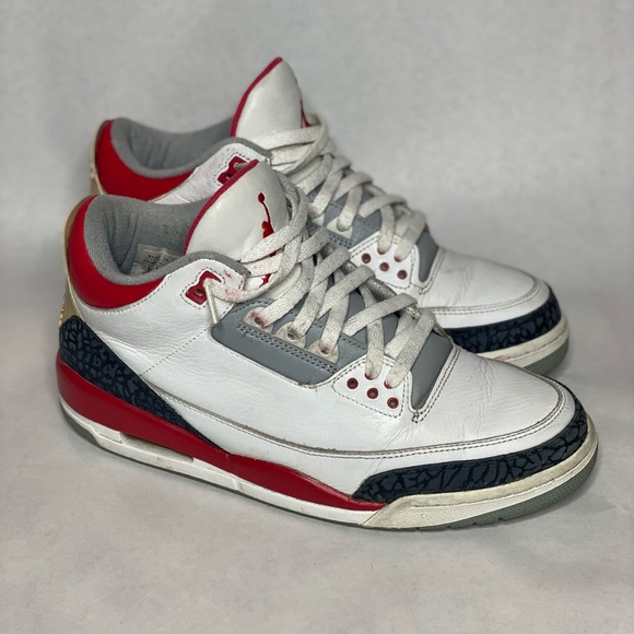 Jordan 3 Fire Red - Picture 2 of 5